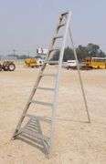 A-326 Orchard Ladder