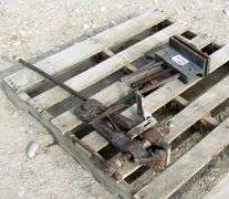 A-734 Clamp & Vise