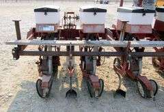 A-350  WIC 6 Row Planter