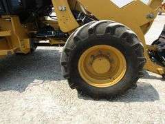 A-400 Caterpillar 908H Articulating 2 Wheel Loader