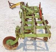 A-334 John Deere Cultivator