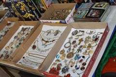 Live Auction Pat’s Bandits Wildlife Rehab Benefit Sunday June 29th 10am