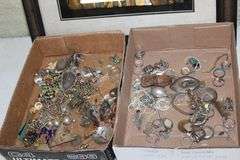 Live Auction Pat’s Bandits Wildlife Rehab Benefit Saturday July 26th 10am