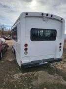 2005 FORD E-450