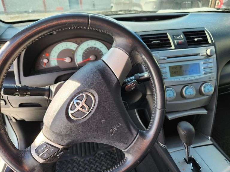 Title- 2009 TOYOTA CAMRY