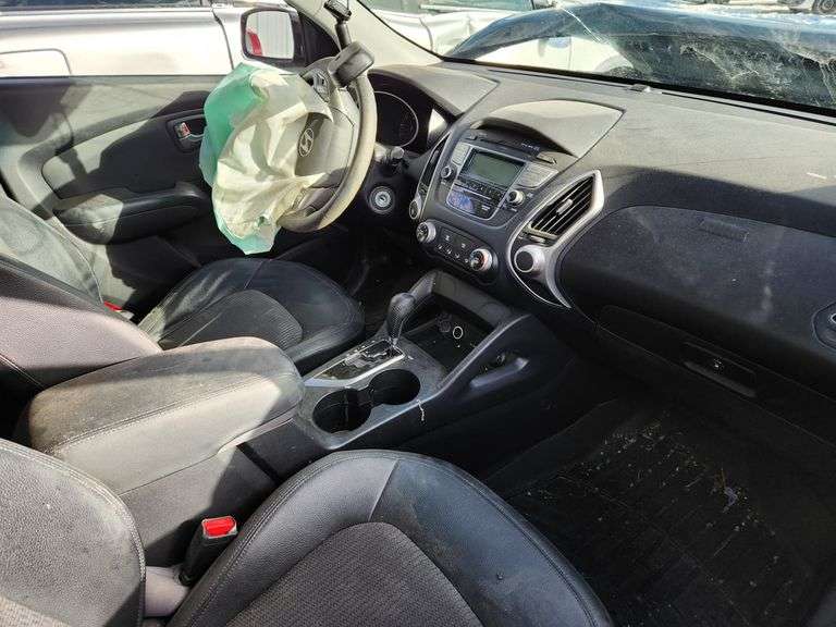 BOS PARTS ONLY- 2011 HYUNDAI TUCSON