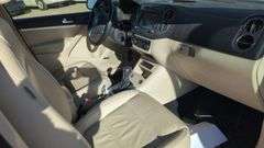 TITLE - 2012 VOLKSWAGEN  TIGUAN