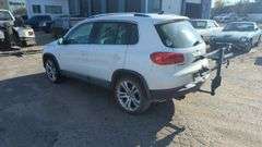 TITLE - 2012 VOLKSWAGEN  TIGUAN