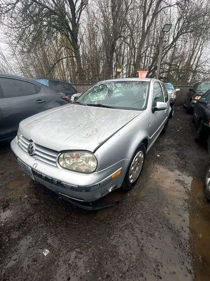 2004 VOLKSWAGEN  GOLF