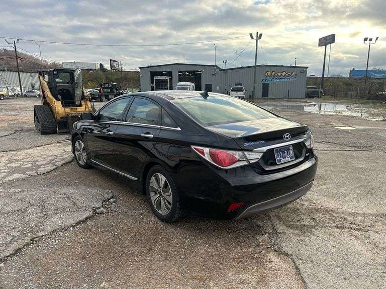 2014 HYUNDAI  SONATA
