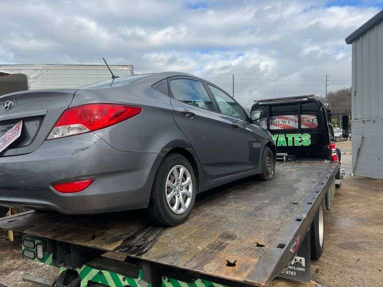 2014 HYUNDAI  ACCENT