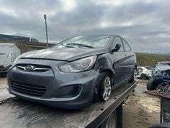 2014 HYUNDAI  ACCENT