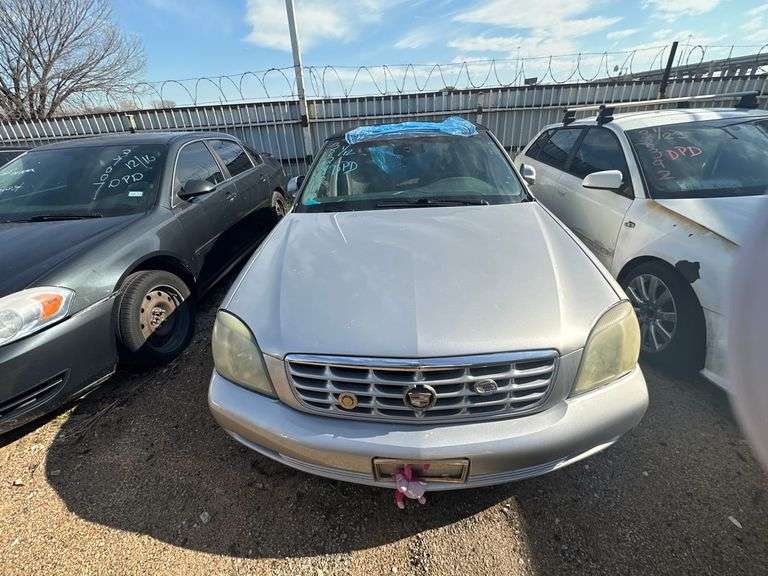 2004 CADILLAC DEVILLE
