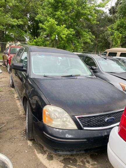 2005 FORD FIVE HUNDRED