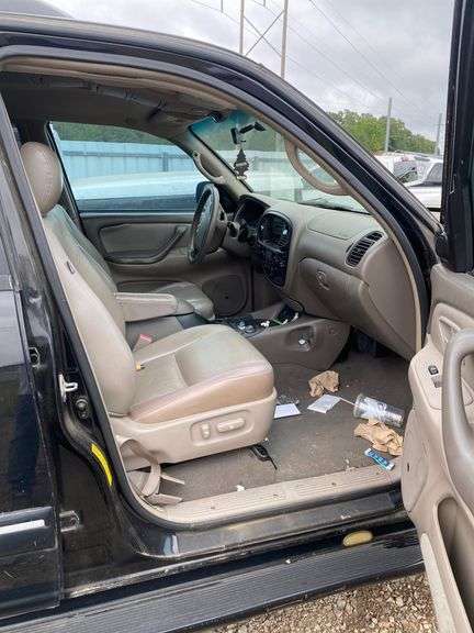 2005 TOYOTA SEQUOIA