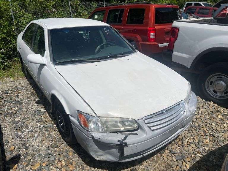 PARTS ONLY-2001 TOYOTA CAMRY