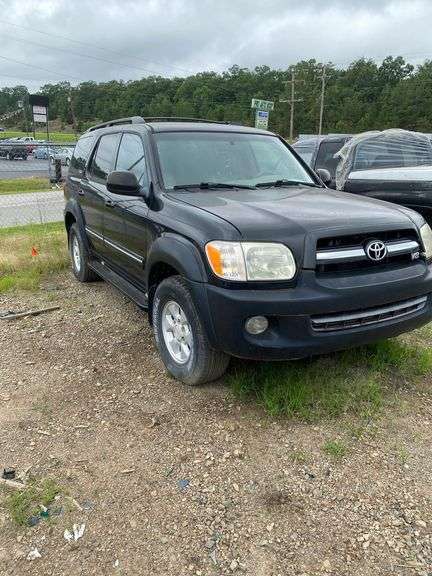 2005 TOYOTA SEQUOIA