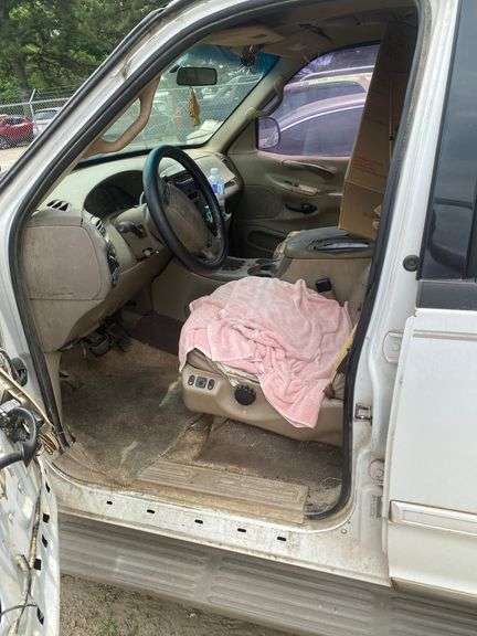 2001 FORD EXPEDITION