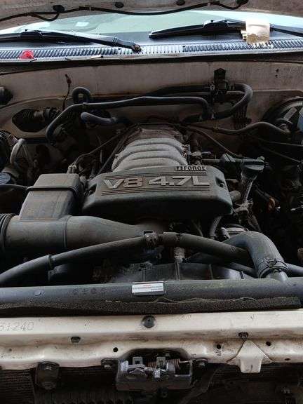 Derelict - 2004 TOYOTA SEQUOIA