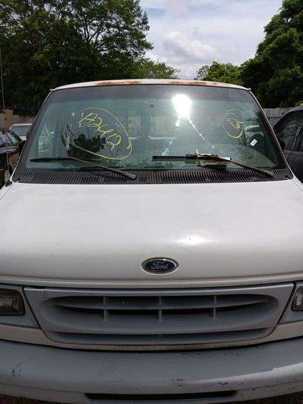 Derelict-1999 FORD E-150