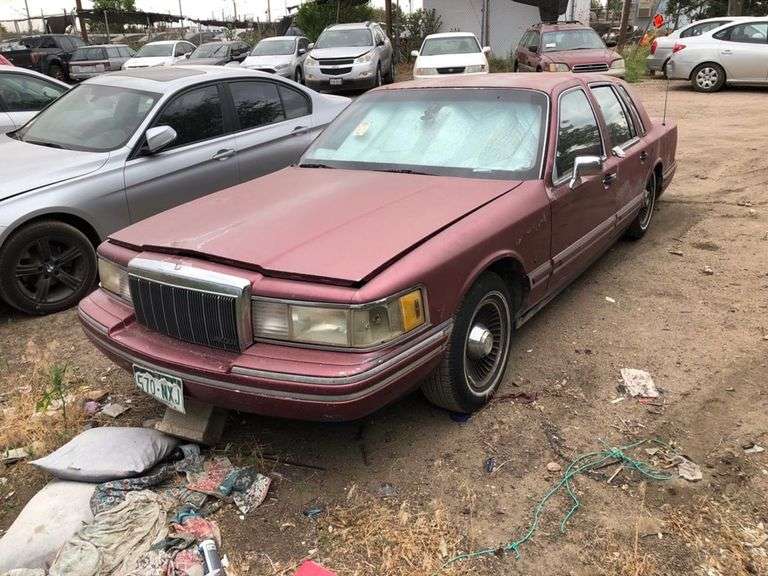 1991 LINCOLN TOWN CAR