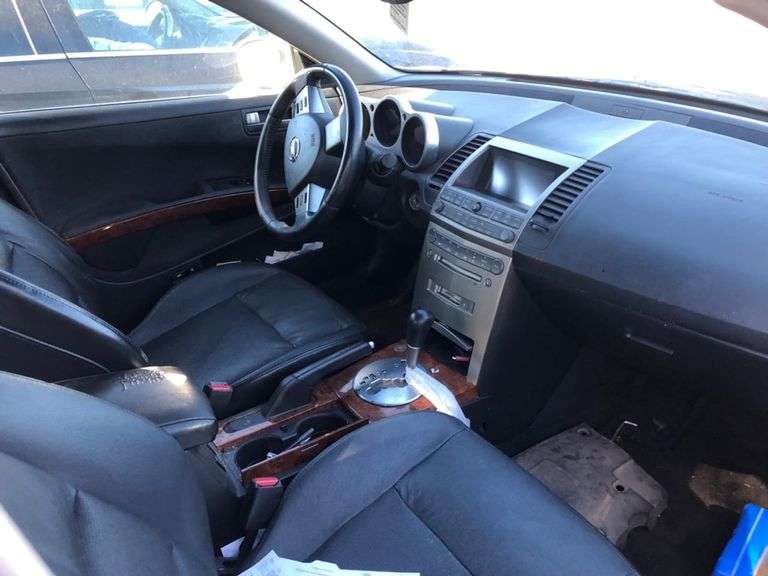 2004 NISSAN MAXIMA