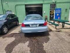 2011 FORD CROWN VICTORIA