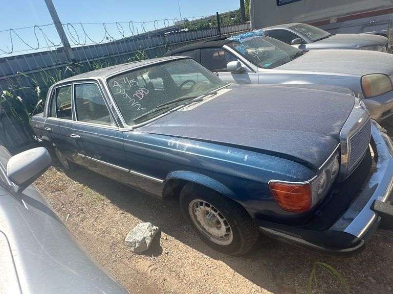 1979 MERCEDES BENZE