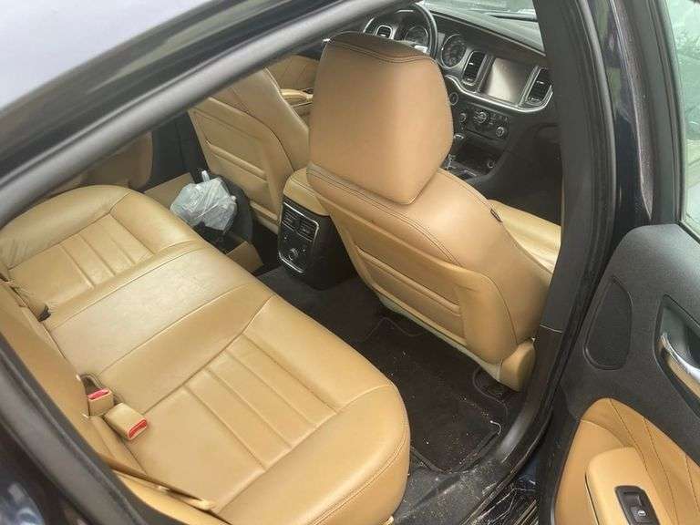 2011 DODGE CHARGER/ title