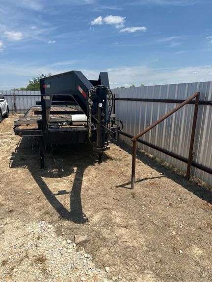 2022 DIAMOND -C GOOSENECK TRAILER