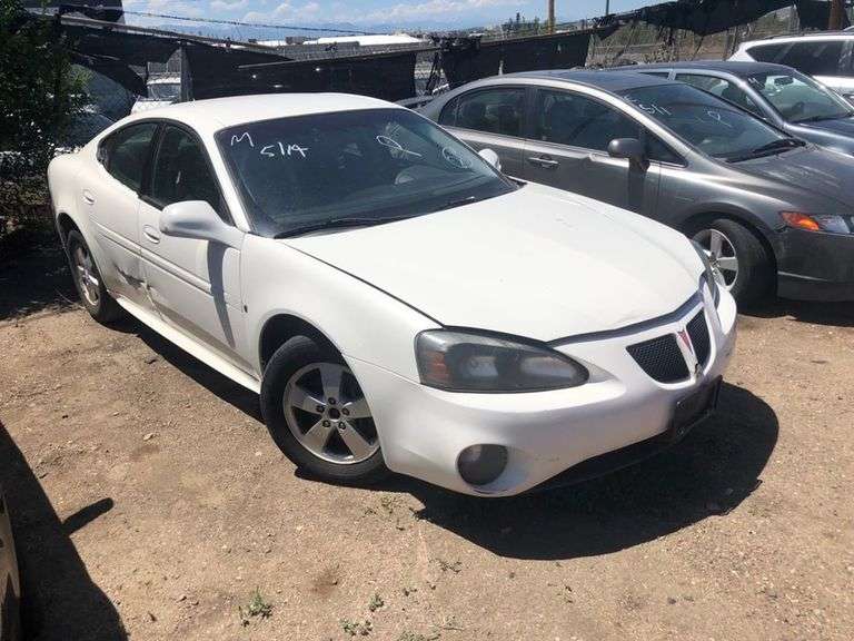 2006 PONTIAC GRAND PRIX