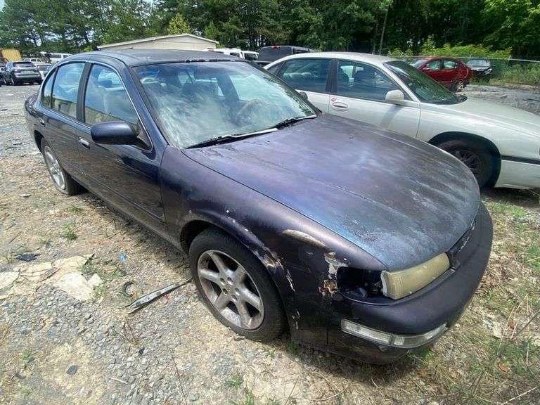 1997 NISSAN MAXIMA