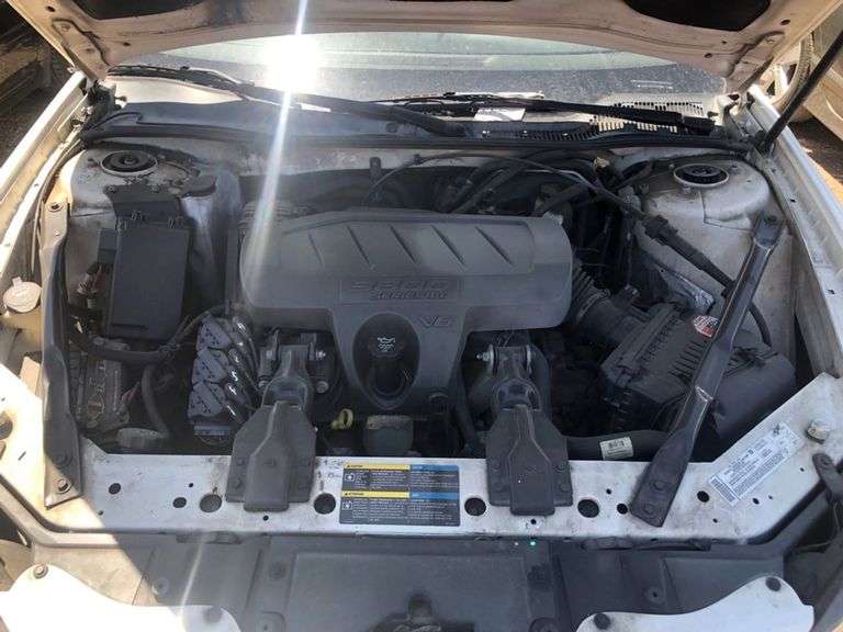 2006 PONTIAC GRAND PRIX