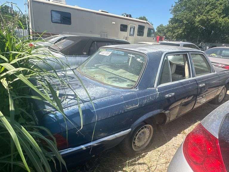 1979 MERCEDES BENZE