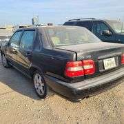 2000 VOLVO S70