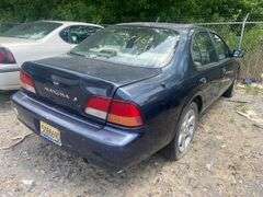 1997 NISSAN MAXIMA
