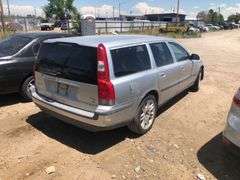 2001 VOLVO V70 / REBUILT SALVAGE