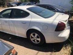 2006 PONTIAC GRAND PRIX