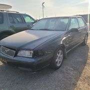 2000 VOLVO S70