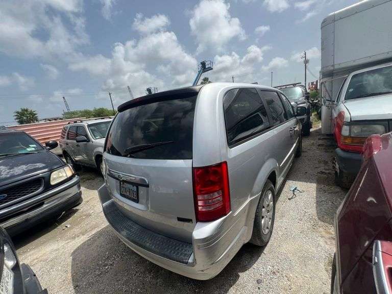 2008 CHRYSLER TOWN AND COUNTRY