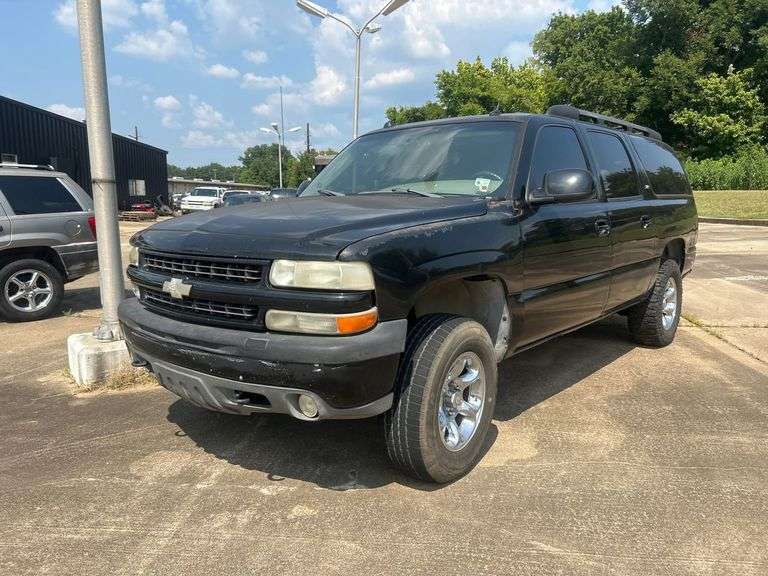 2005 CHEVY SUBURBAN