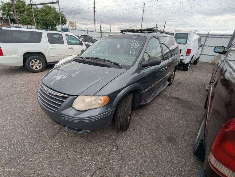 2007 CHRYSLER  TOWN AND COUNTRY