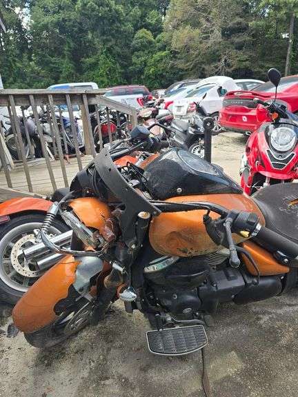 2017 SUZUKI  VL1500BL/VL1500TL