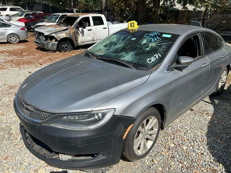 2016 CHRYSLER 200
