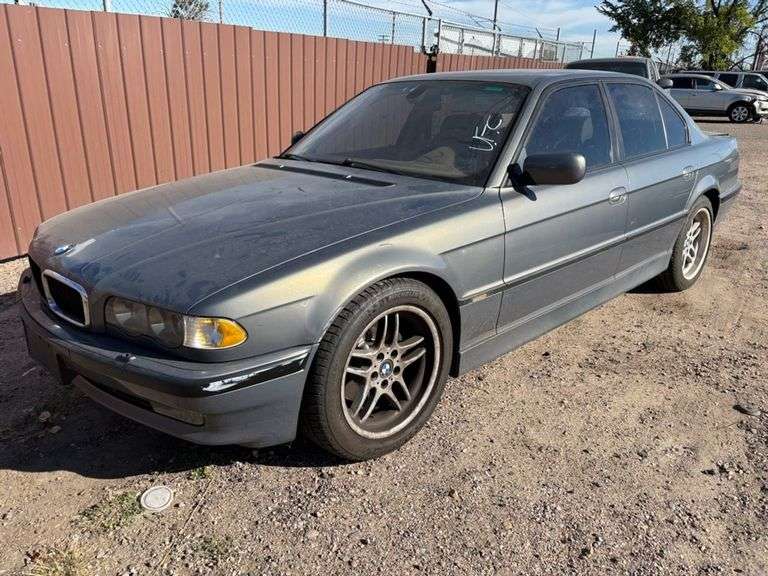 Title - 2001 BMW  740I