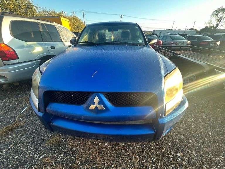 2007 MITSUBISHI  RAIDER