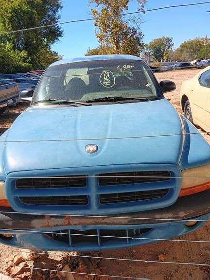 Derelict, Parts Only - 1998 DODGE DAKOTA