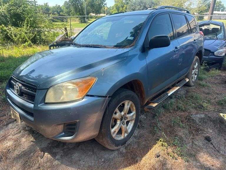 2011 TOYOTA  RAV4