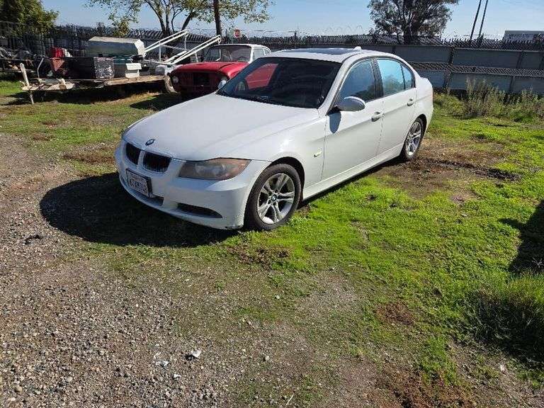 2008 BMW  328I