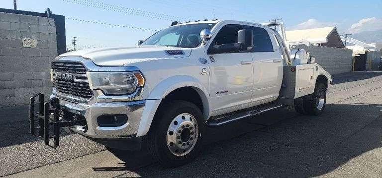 5 % Buyers Premium -2020 DODGE  5500